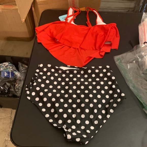 Adisputent Red Top/Polka Dot Bottoms Bikini M NWT - Picture 4 of 10